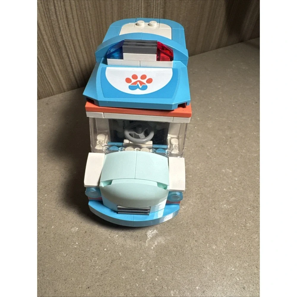 Lego Friends 41445 Vet Clinic Ambulance Vehicle